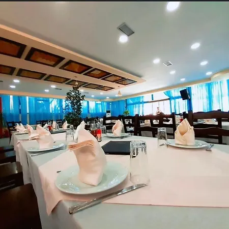 Seaside Bungalows מלון