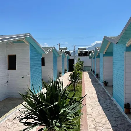 Seaside Bungalows מלון
