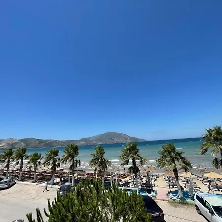 מלון Seaside Bungalows 3*